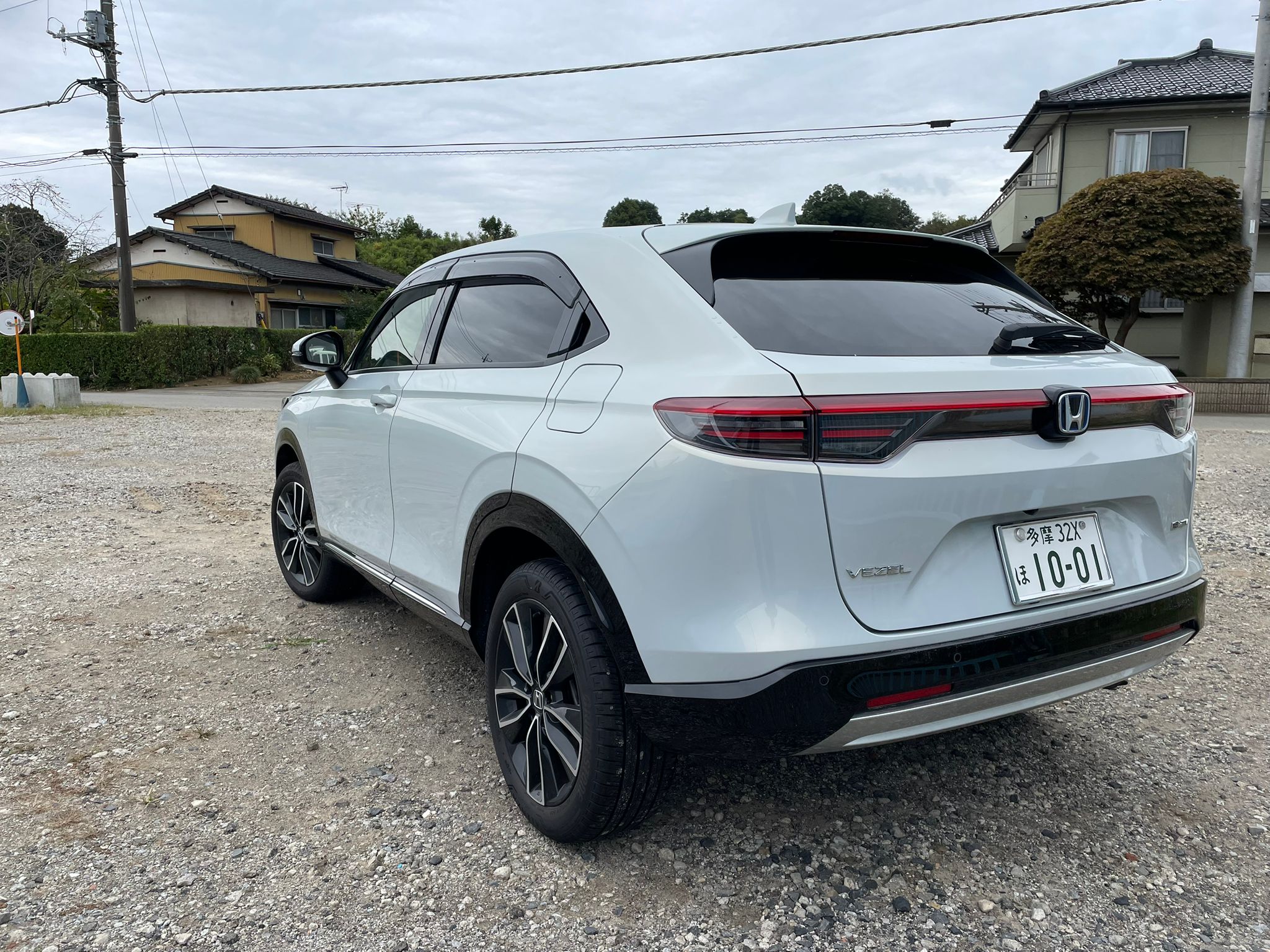 
								Honda Vezel Z full									