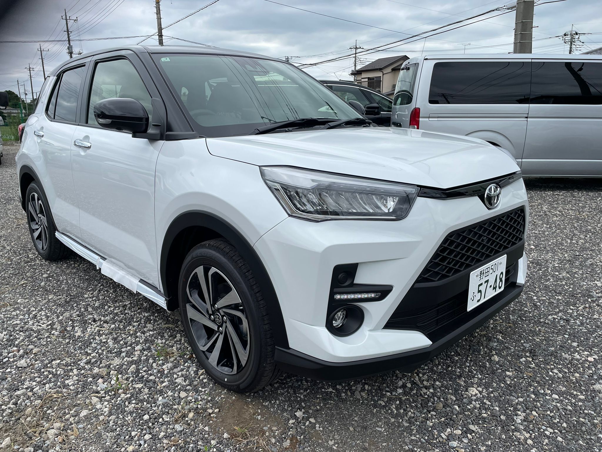 
								Toyota Raize Z full									